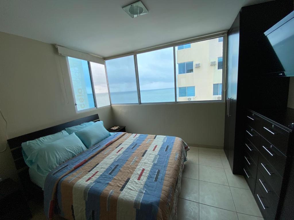 Comodo Apartamento Con Vista Al Mar. Salinas  Exterior foto